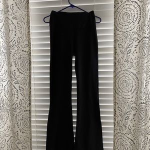 LuLulemon yoga pants